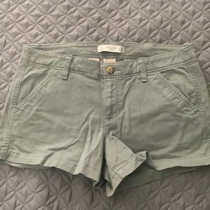 Abercrombie & Fitch mint shorts